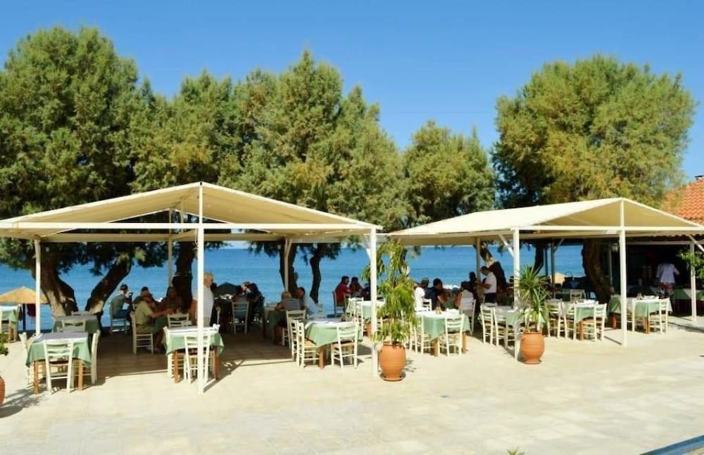 Aphrodite Hotel Mithymna Exterior photo