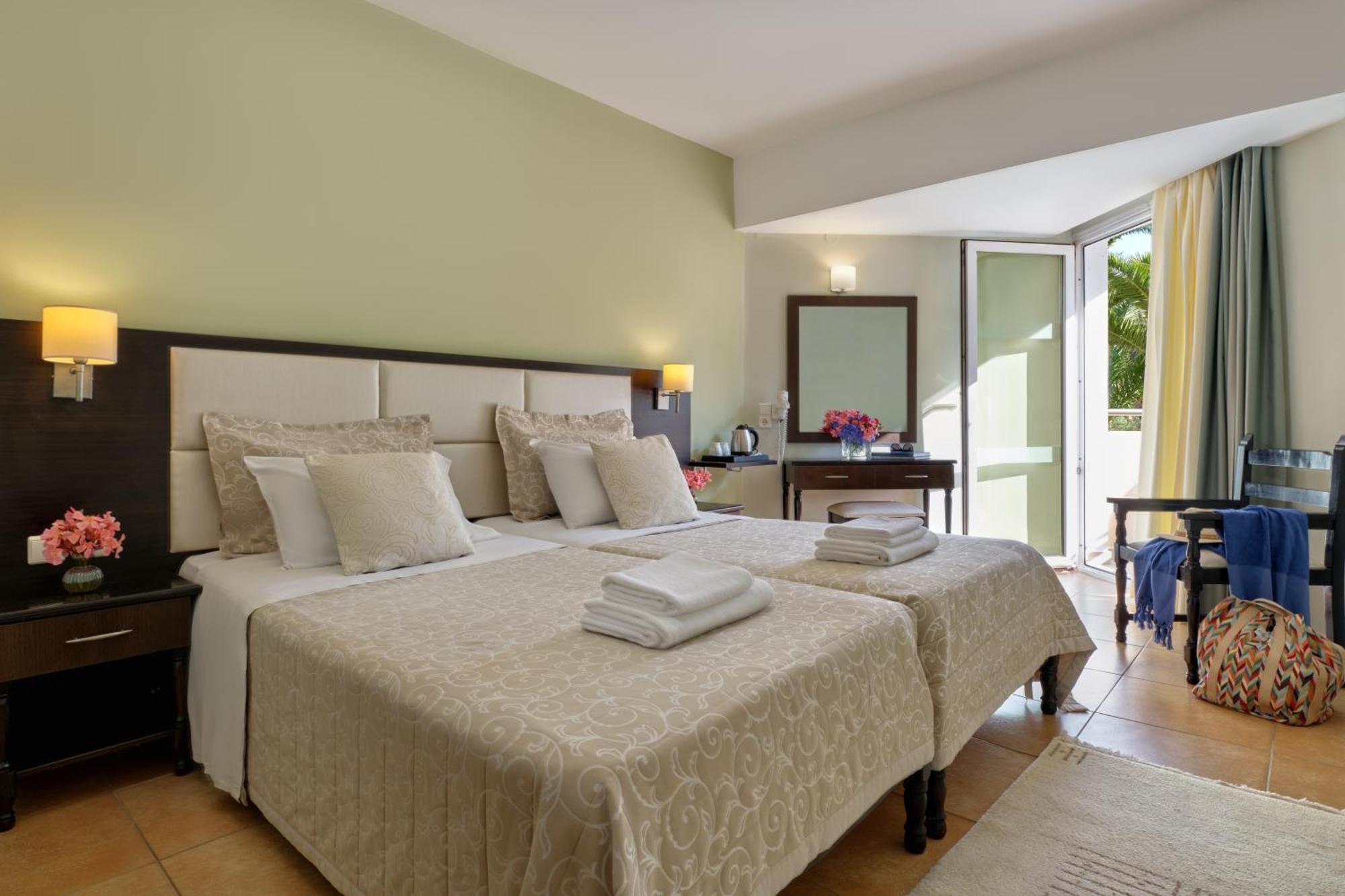 Aphrodite Hotel Mithymna Room photo
